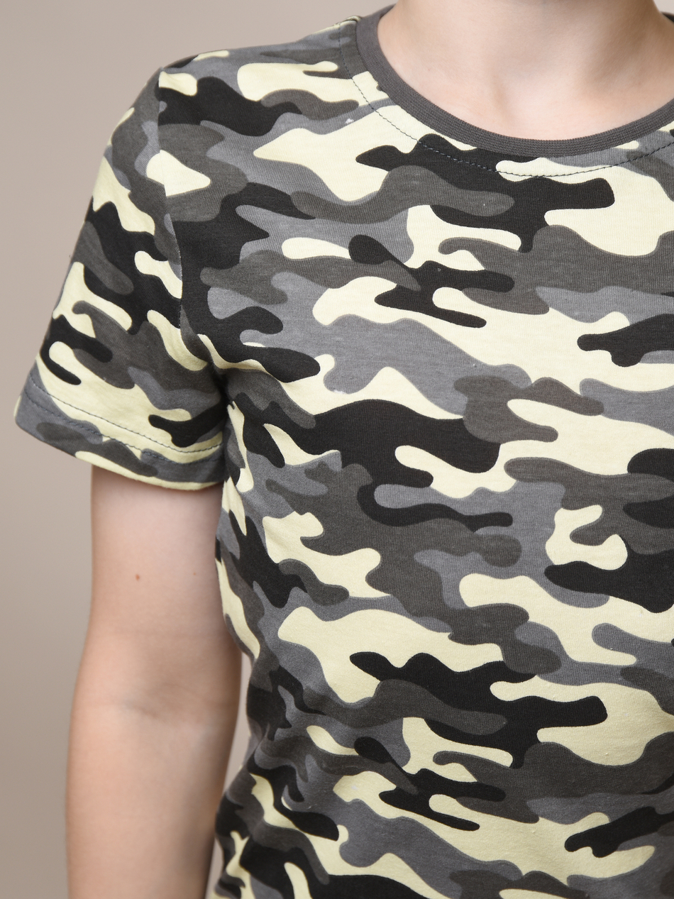 Футболка для мальчика камуфляжная