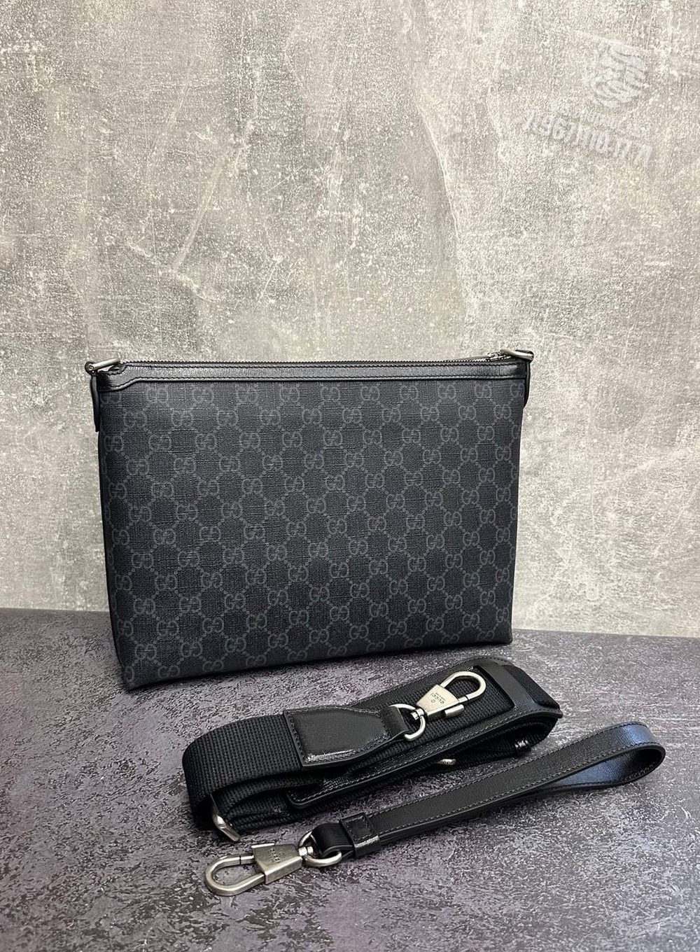 Мессенджер-Сумка через плечо Gucci