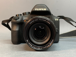 Fujifilm FinePix X-S1