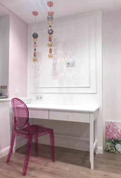 Стул Elizabeth прозрачный розовый