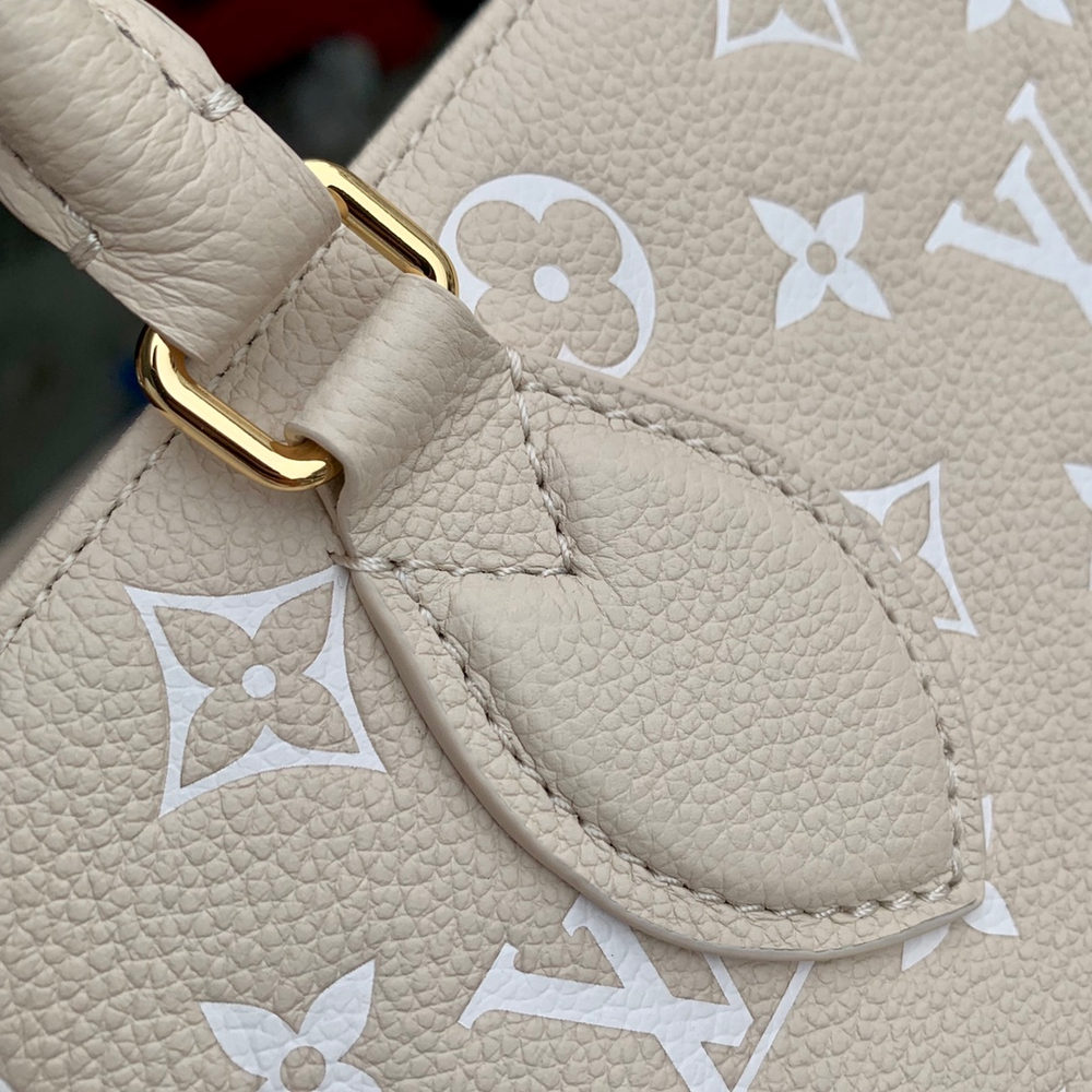 Louis Vuitton Onthego MM