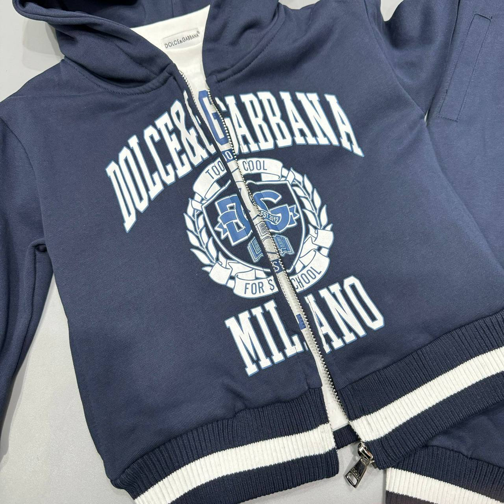 Костюм Dolce&Gabbana