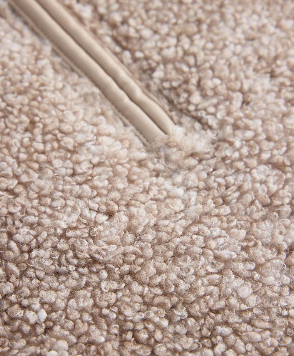 Oysho Жилет с капюшоном, бежевый меланж