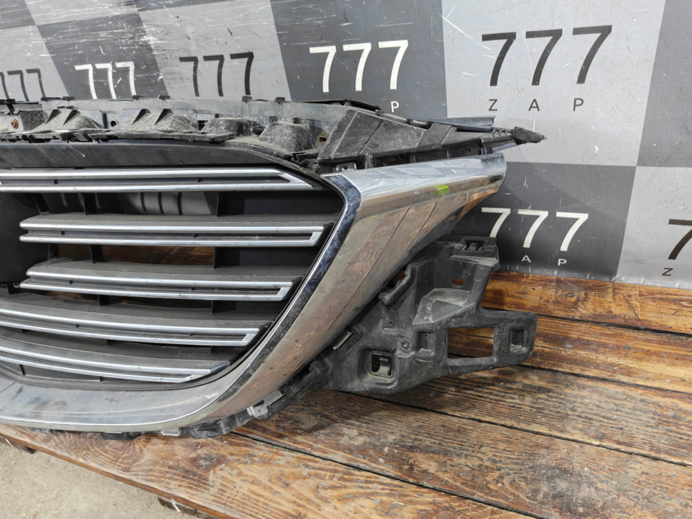 Решетка радиатора Mazda CX-9 2 (TC) 16-24 Б/У Оригинал TK4950710J