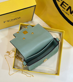 Fendi Nano Baguette 11 cm