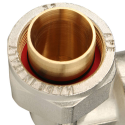 Угольник-переходник с внутренней резьбой  1"x32