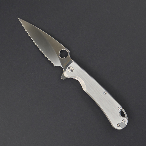 Sting frame lock satin full serrated