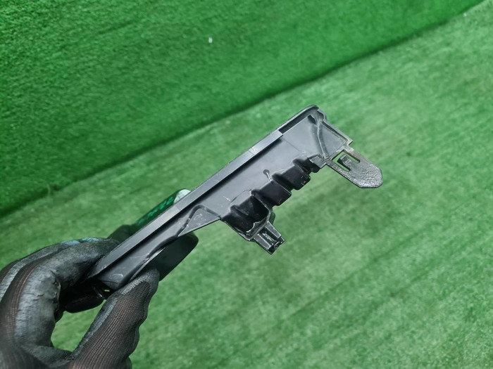 Накладка ПТФ правая Toyota LC Prado 150 (17-20)