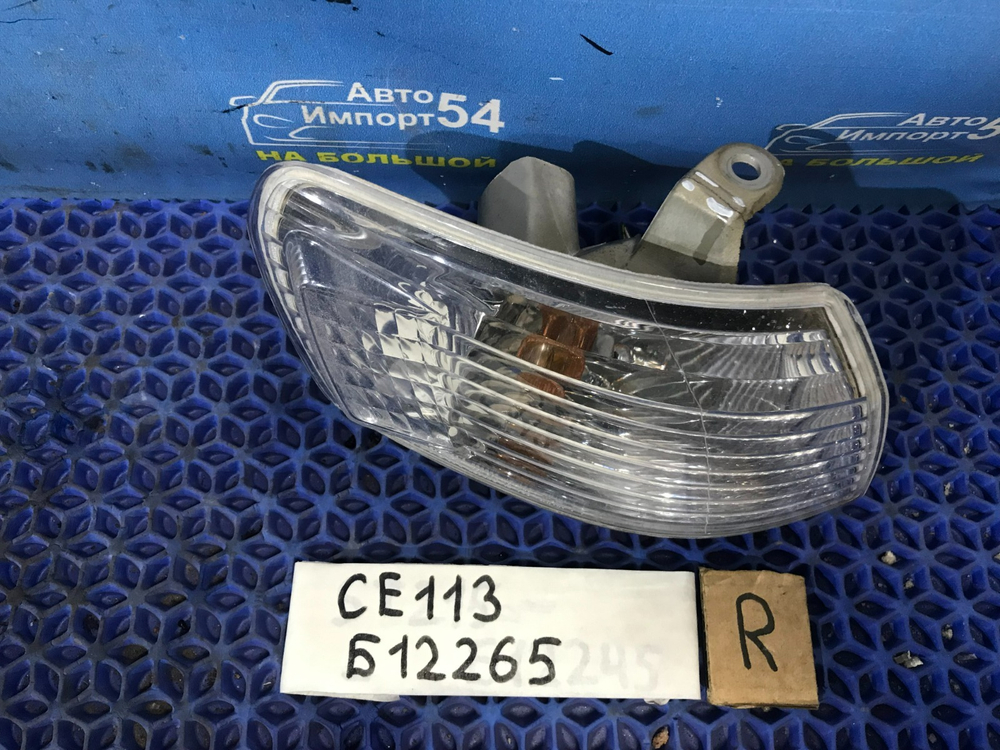 Габарит правый TOYOTA COROLLA 1997-2000