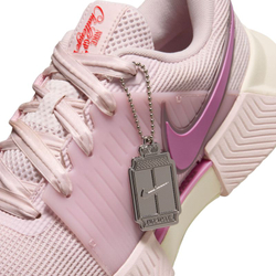 Женские Кроссовки теннисные Nike Zoom GP Challenge 1.5 Premium - Размер 38
