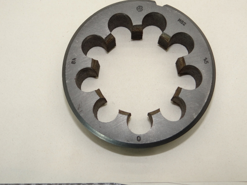 Плашка М52х1,5 6h d=90мм