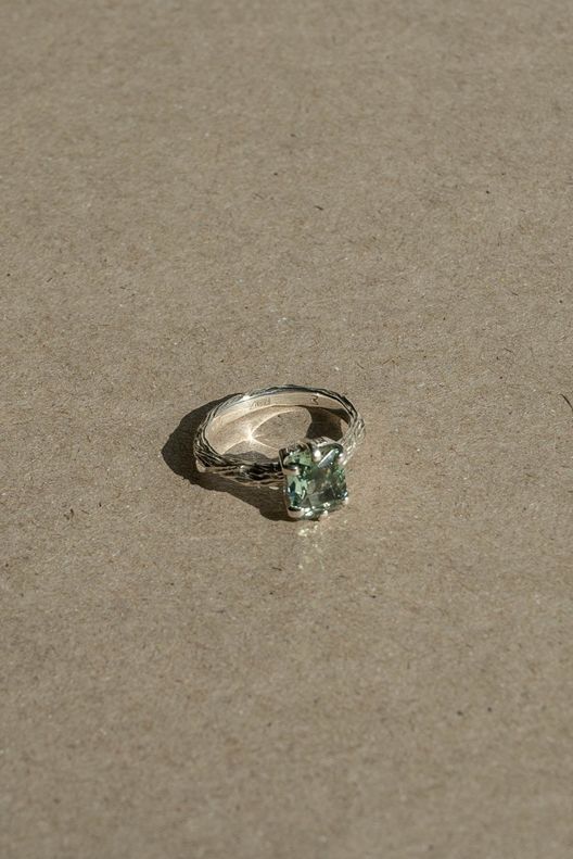 Кольцо Mireille с зелёным аметистом / Mari Cush