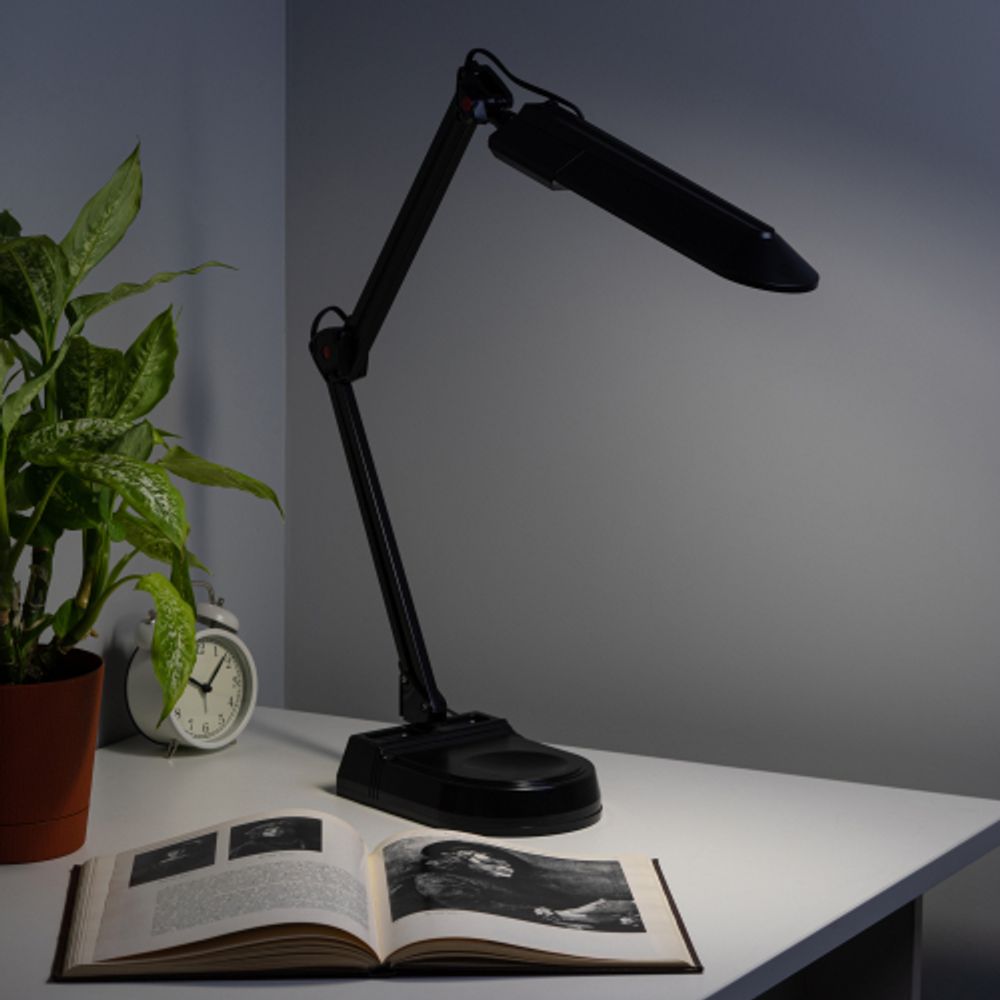 Настольный светильник ЭРА NL-202-G23-11W-BK с лампой PL на струбцине и с основанием черный | Настольные светильники под лампу