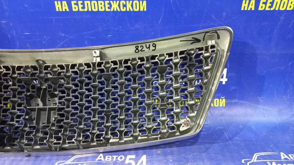 Решетка радиатора TOYOTA CROWN 2003-2008