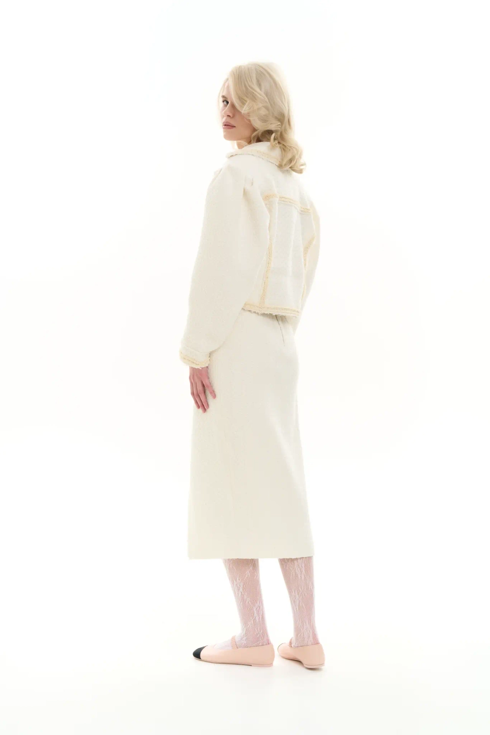 Юбка-миди с разрезом молочная