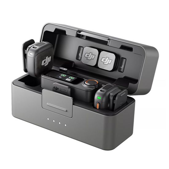 Беспроводной микрофон DJI Mic 3 (2 TX + 1 RX + Charging case)