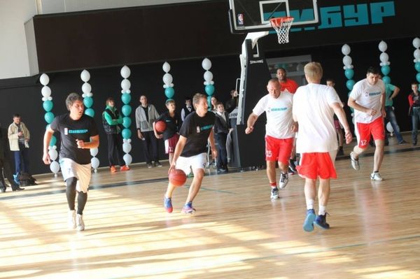Eaglesports помог  CИБУРу и NBA реконструировать еще одну баскетбольную площадку
