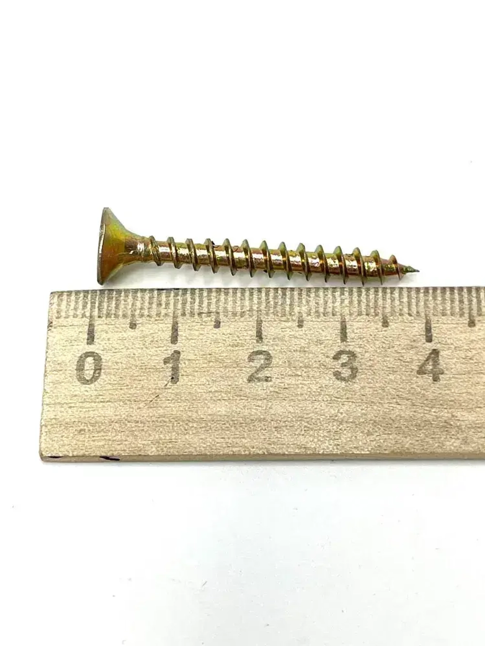 Саморез жёлтый универсальный 5х40 500 шт.