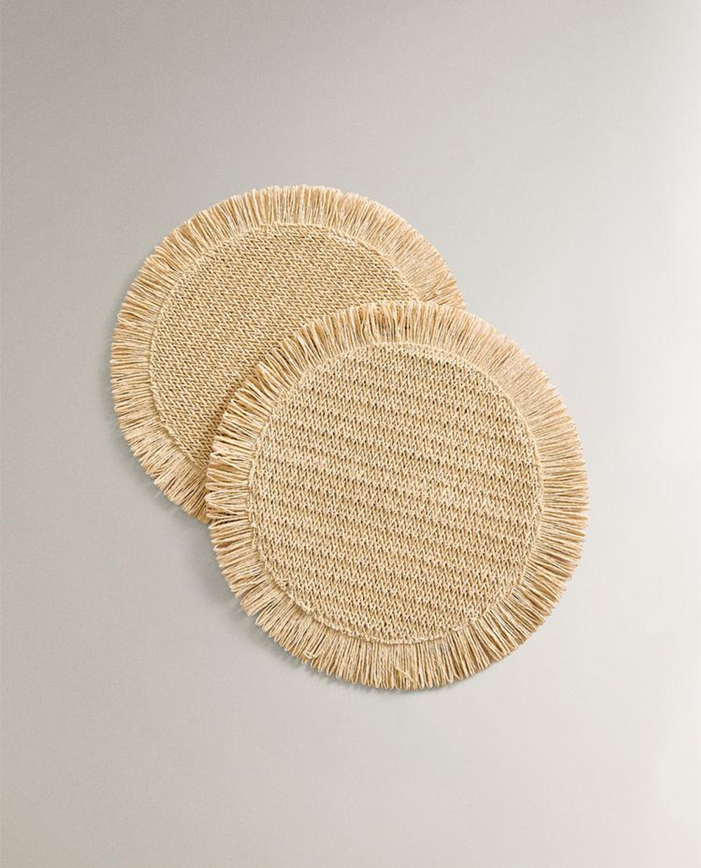 ZARA HOME ПОДСТАВКА ПОД СТОЛОВЫЕ ПРИБОРЫ ИЗ БУМАЖНОЙ ЛОЗЫ С БАХРОМОЙ (2 ШТ.), СВЕТЛО-БЕЖЕВЫЙ