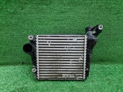 Интеркулер правый Porsche Macan 95b (2014-н.в.)