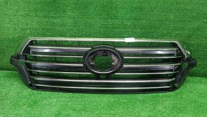 Решетка радиатора Toyota Land Cruiser 200 (2015-2021)