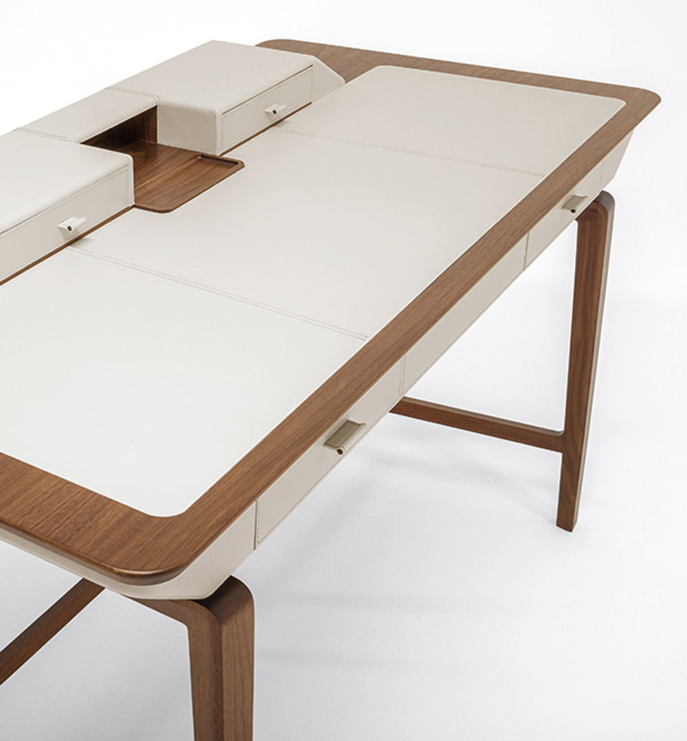 Письменный стол Giorgetti STUDIUM