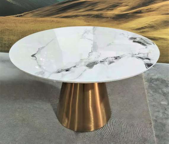 Стол Yoda Ø135 см, белый керамогранит, ножка латунь