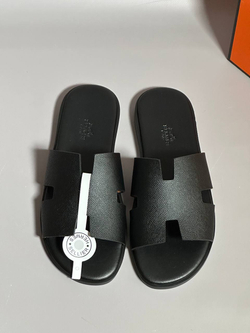 Шлепанцы Hermes черные