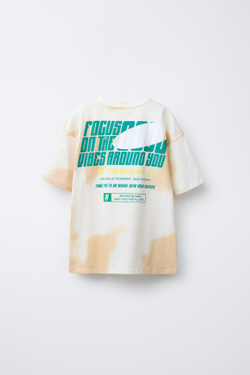 ZARA ФУТБОЛКА С ПРИНТОМ И НАДПИСЬЮ, ЭКРЮ/ЗЕЛЕНЫЙ