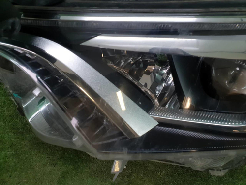 Фара левая Toyota Rav 4 CA40 (2015-2019) LED