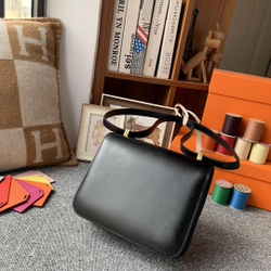 Hermes Constance 18