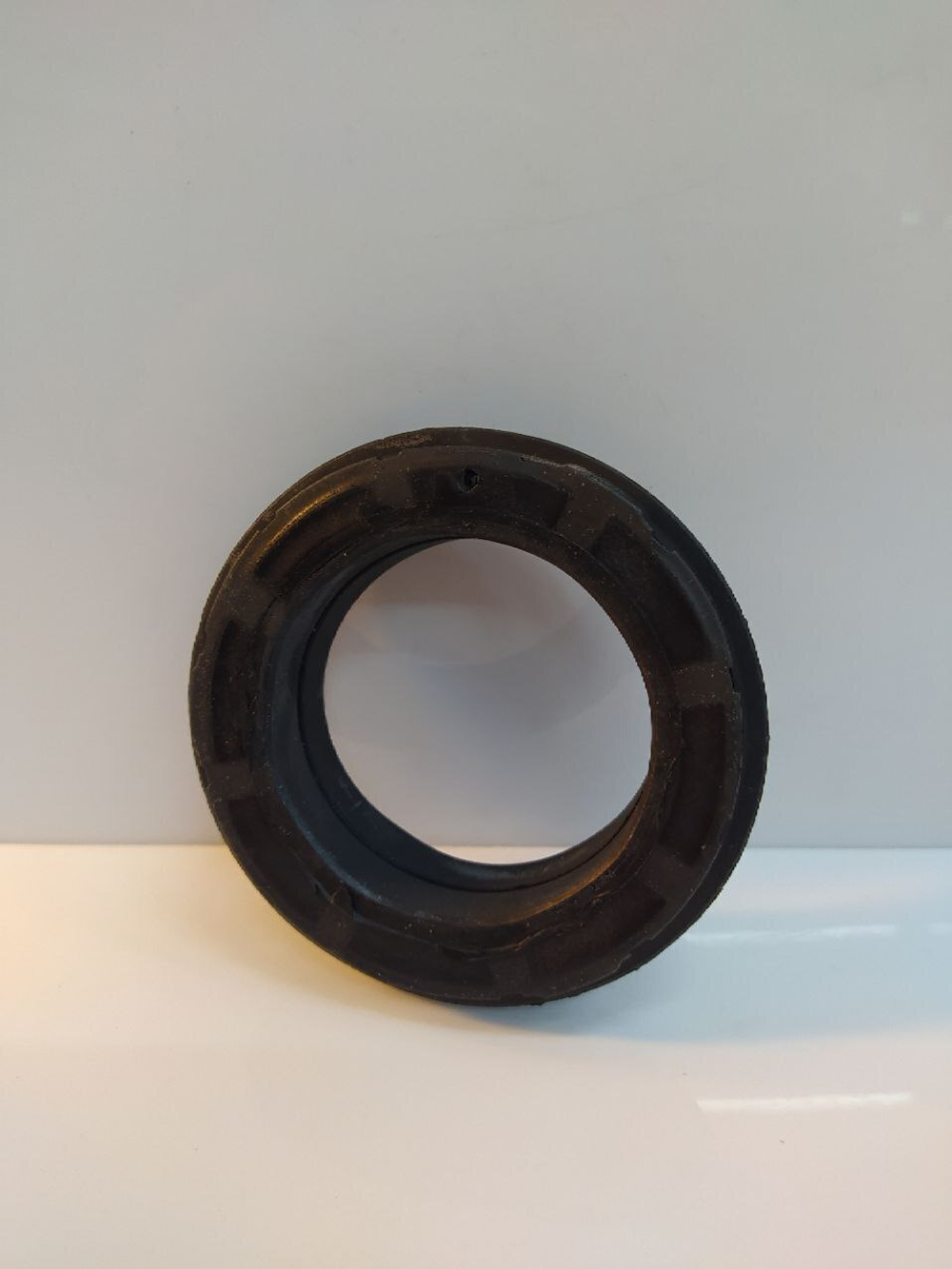 Прокладка под пружину 31336857002 BMW X5 (E70) (2006-2013)