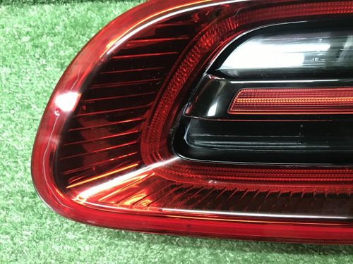 Фонарь правый внутренний Porsche Macan (2014-2018)
