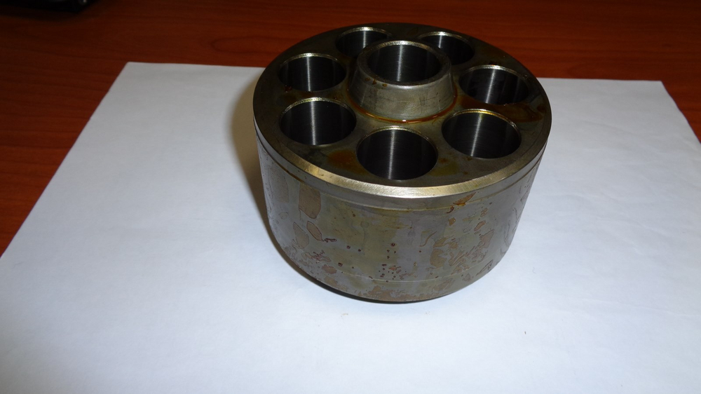 блок цилиндров 134×100 K3V112