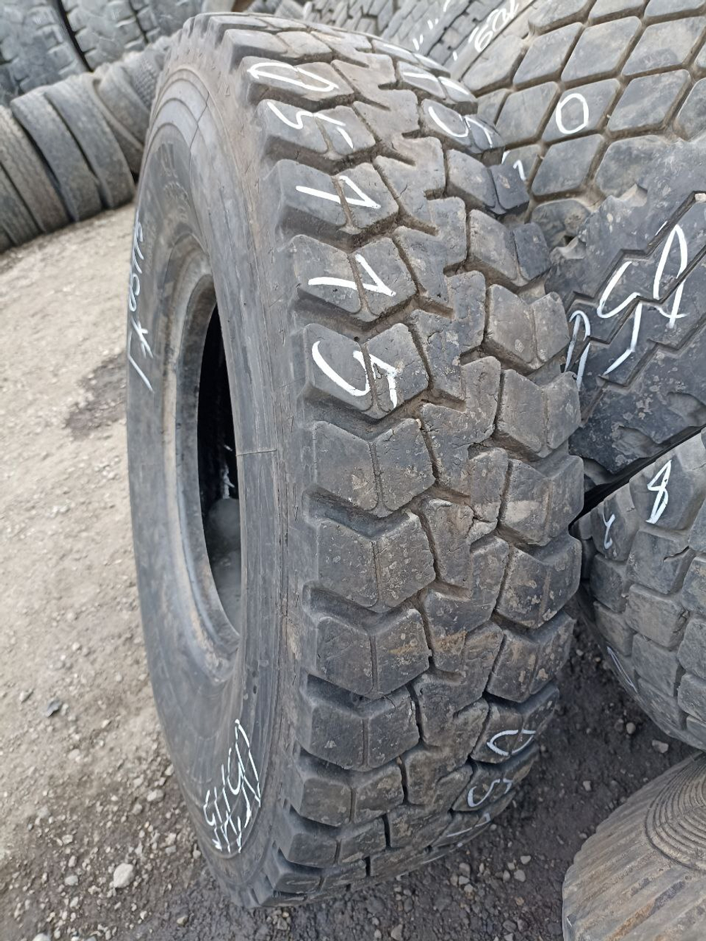 12.00R20 Michelin XDY шина б/у