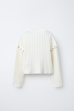 ZARA ВЯЗАНЫЙ ДЖЕМПЕР С НАШИВКОЙ В ВИДЕ СЕРДЦА, ЭКРЮ