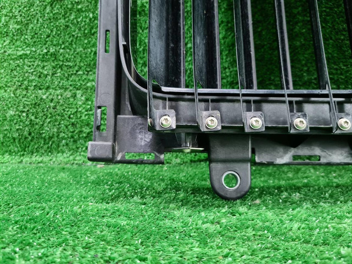 Решетка радиатора Rolls-Royce Cullinan (2018-н.в.)