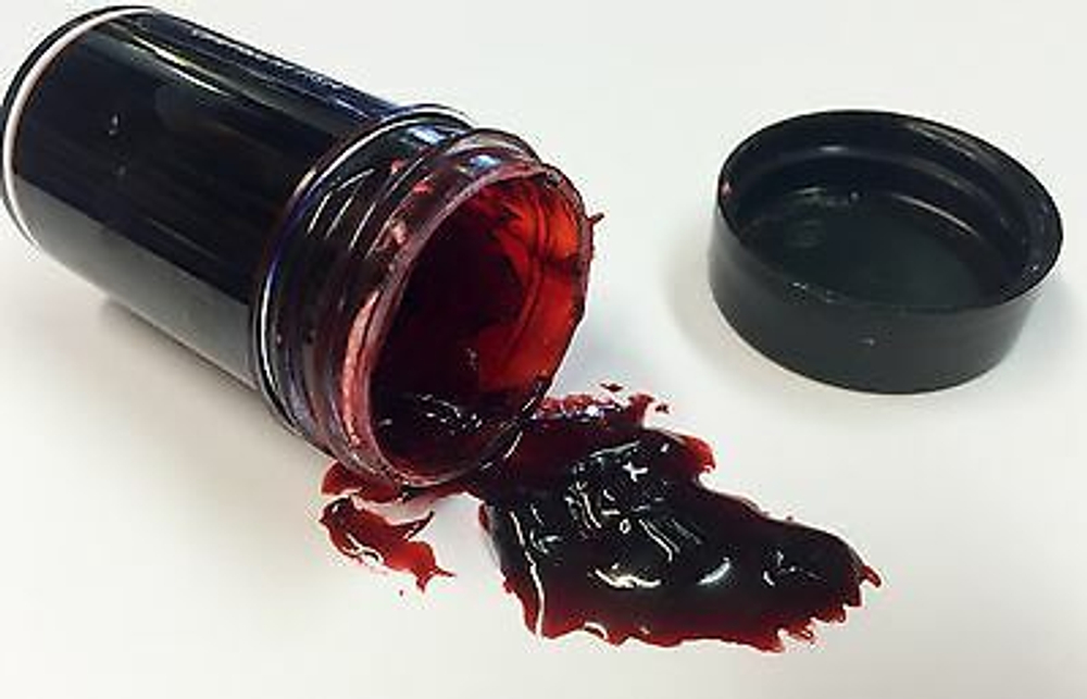 Искусственная кровь (сгустки) 30 гр венозная , тёмная в банке