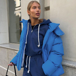 Объемный женский пуховик