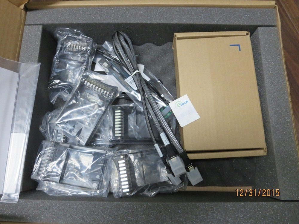 Корзина для жестких дисков IBM x3650 M4 Plus 8x 2.5inHS HDD Assembly Kit with Expander , 69Y5319