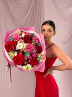 Букет "Красный на малиновом"