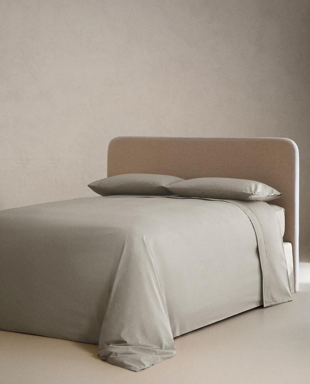 ZARA HOME (300 НИТЕЙ) ПРОСТЫНЯ ИЗ ХЛОПКА, СЕРЫЙ