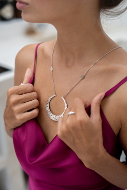 Ожерелье серебряное «Королевская Луна». Колье-цепочка с большим кулоном в виде луны, 2 звезды, 73 см