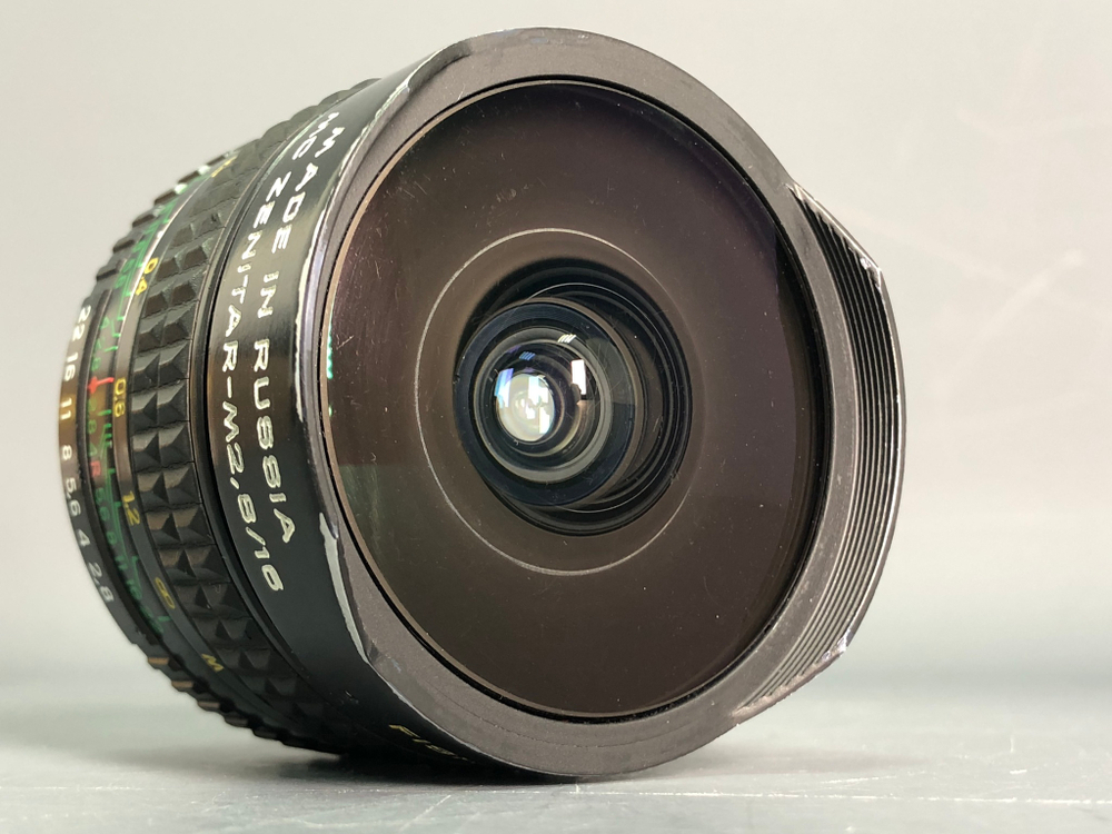MC Zenitar-M 2.8/16mm М42 + Sony переходник