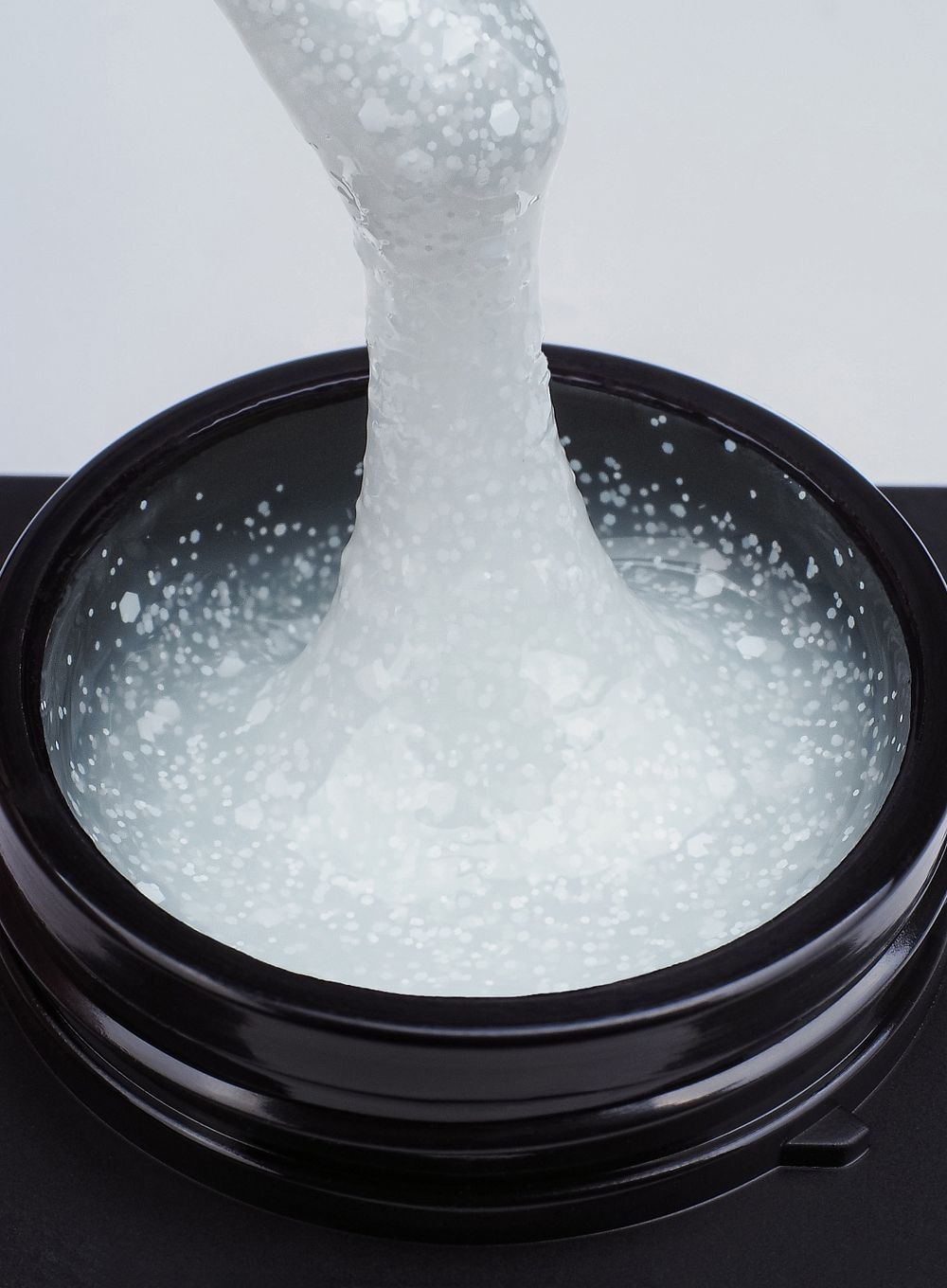 Monami Cloud Dancer Gel - Гель моделирующий молочный с шестигранниками 02, 15 гр