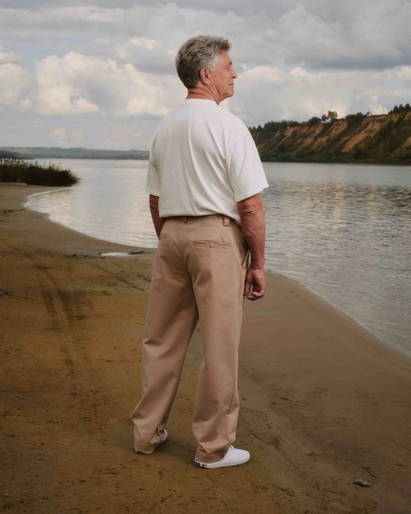 Брюки Classic wide chinos Мужские песочные - фото 3