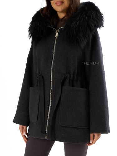 Черное шерстяное пальто с пуховым подкладом