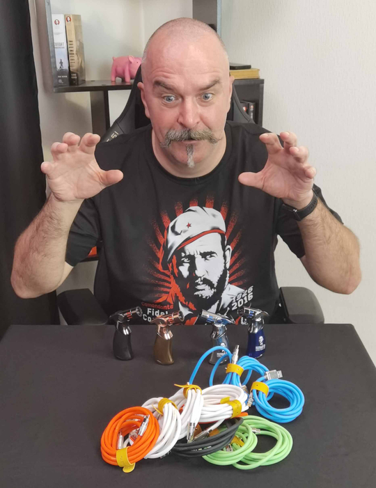 Кабель для зарядки "Tynu40k" IPhone