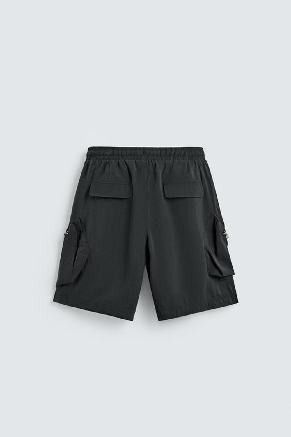 ZARA СВОБОДНЫЕ ШОРТЫ КАРГО ИЗ ЛЕГКОЙ ТКАНИ, ЧЕРНЫЙ