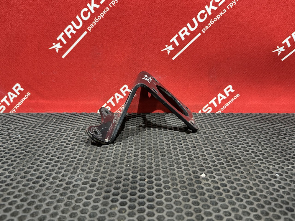 Кронштейн крана управления тормозами